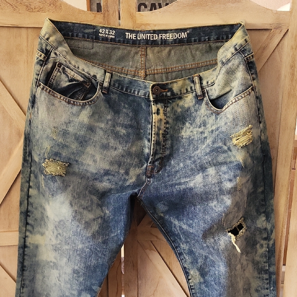 Distressed Blue Jeans for Men